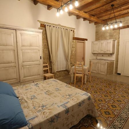 Antica Dimora Dell'Ammiraglio Aparthotel Licata Luaran gambar